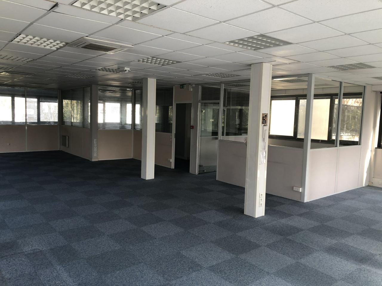 Bureau Saint-Avertin 431m² Location bureau Saint-Avertin Indre-et-Loire OLBUR2113744 2